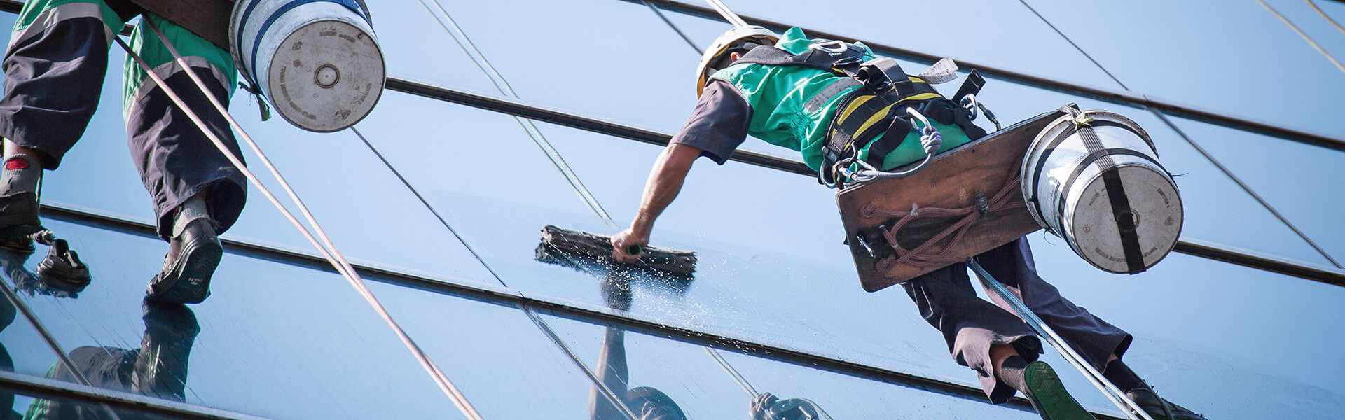 industrial and commercial window cleaning